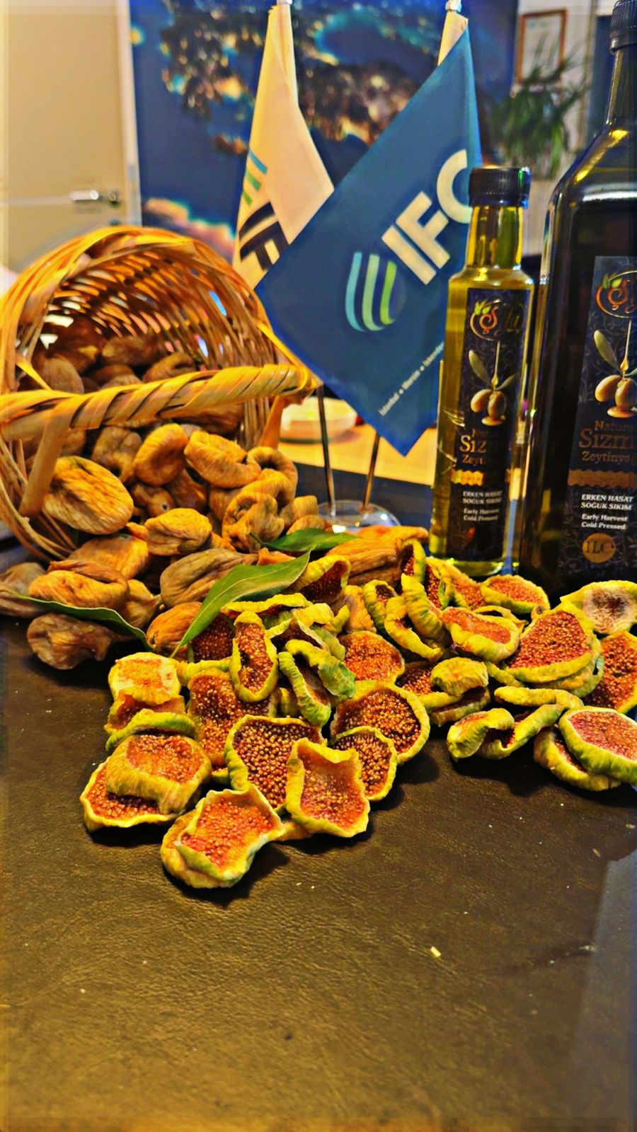 IFC dried figs and Şifa olive oil